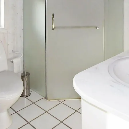 Three-bedroom Holiday In 6 נורדבורג